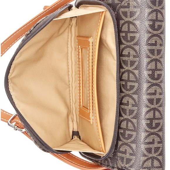 NEW GIANI BERNINI CROSSBODY - Picture 4 of 8